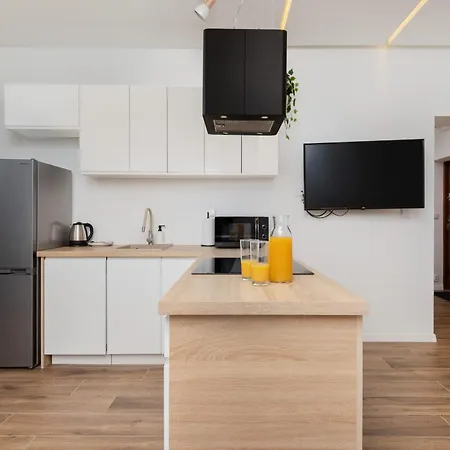 Lejlighed Park De Gaulle Wrzeszcz By Renters *